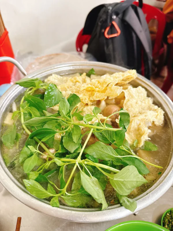 Lẩu gà lá é Tao Ngộ Đường 3/4 - ảnh 2